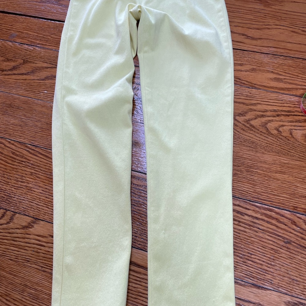 Faded Glory jeggins bright yellow, good condition, Size Small (4-6).
